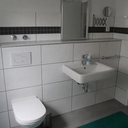 Wunderschoen Wohnen In By Interhome Apartamento Weinheim