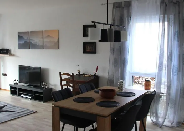 Wunderschoen Wohnen In Weinheim By Interhome * Weinheim